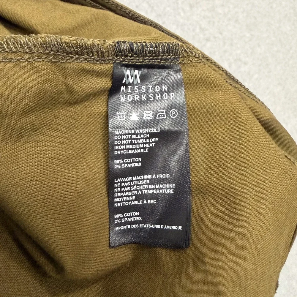 Mission Workshop Shorts Mens 29 Green Camo Chino